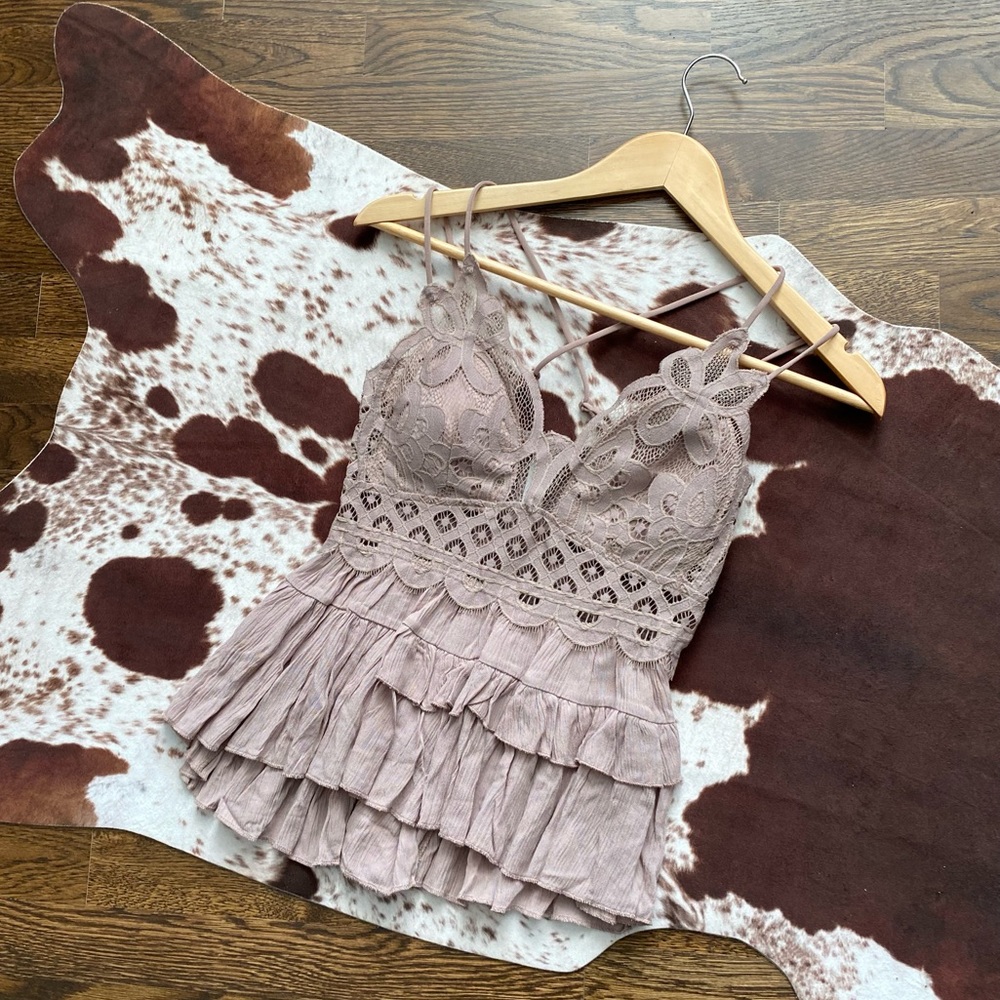 Tan Scallop Lace Babydoll Summer Top - Picture 7 of 7
